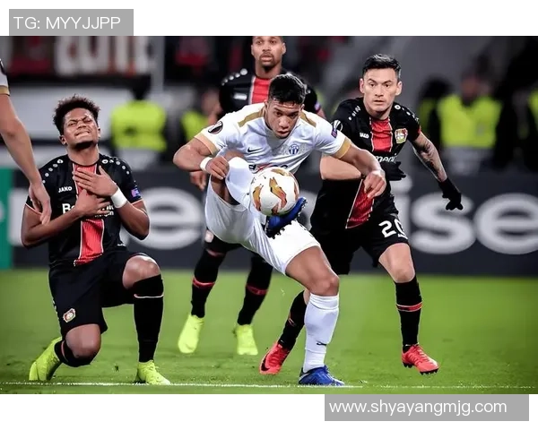 朗斯主场迎战阿雅克GF双方争夺关键三分激战即将上演