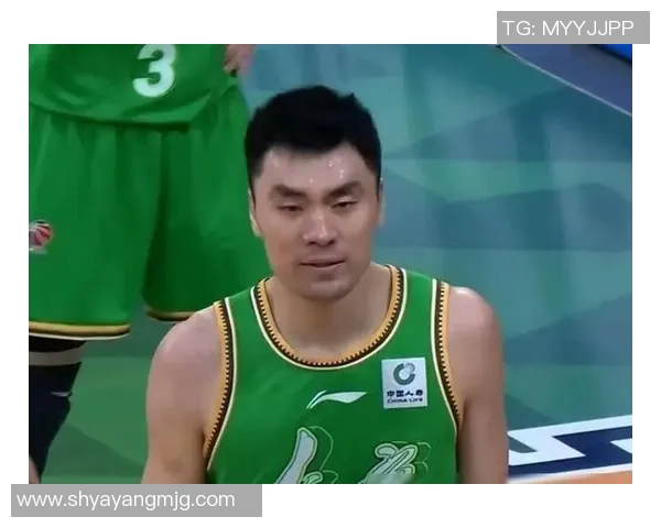 李晓旭的成长故事：从普通学生到篮球场上的闪耀明星